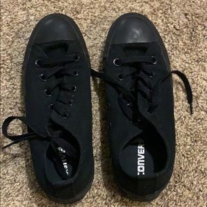 Converse black size 6
